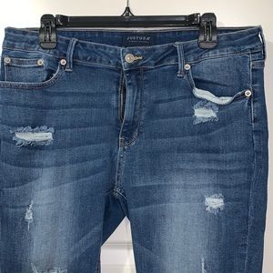 Women’s jeans size 32